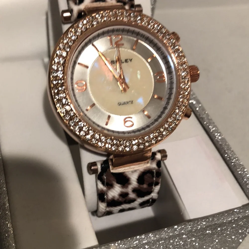Ladies Wrist Watch - Picture 5 of 11